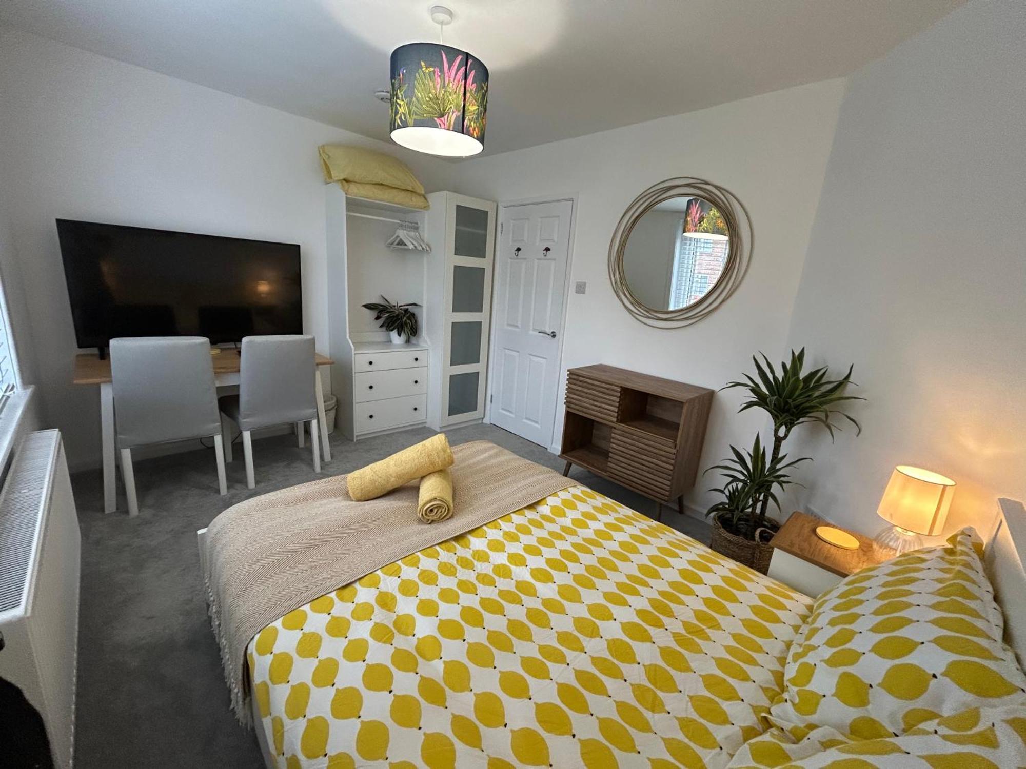 Urban Escape Entire Apartment Near Uni And Hospital Southampton Luaran gambar